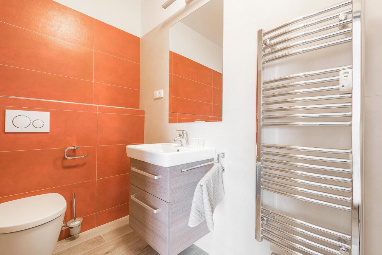 Merkur Apartments Прага Экстерьер фото